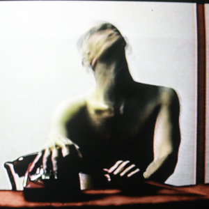 老师你奶好大摸起来好爽视频
